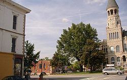 Salem Downtown Historic District (Salem, Indiana) httpsuploadwikimediaorgwikipediacommonsthu