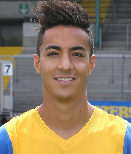 Salim Khelifi Salim Khelifi Eintracht Braunschweig 2 Bundesliga