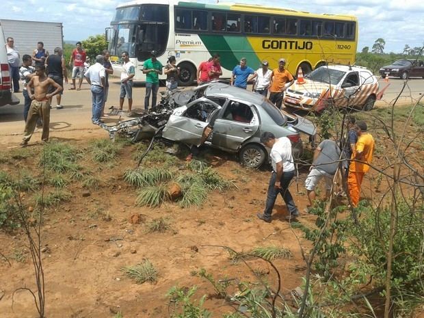 Salinas, Minas Gerais G1 Quatro pessoas ficam feridas em acidente prximo a Salinas MG