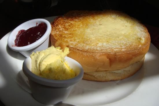 Sally Lunn bun Sally Lunn bun toasted and served with clotted cream and strawberry