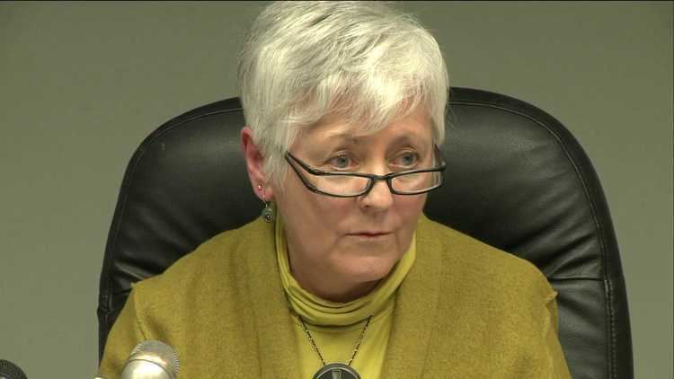 Sally Mason Generous Retirement Deal Offered to Univ of Iowa