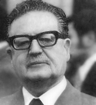 Salvador Allende httpsuploadwikimediaorgwikipediacommons33