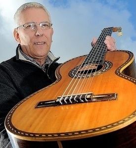 Salvador Ibáñez 100 Year Old Salvador Ibanez Guitar Found Amidst Trash Guitarsite
