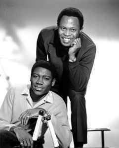 Sam & Dave Sam amp Dave Discography at Discogs