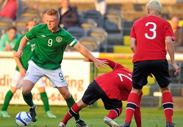 Sam Byrne Manchester United loan Sam Byrne to Carlisle Goalcom