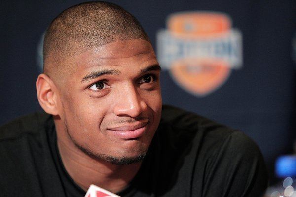 Sam Michael (footballer) NFL Prospect Michael Sam Proudly Says What Teammates