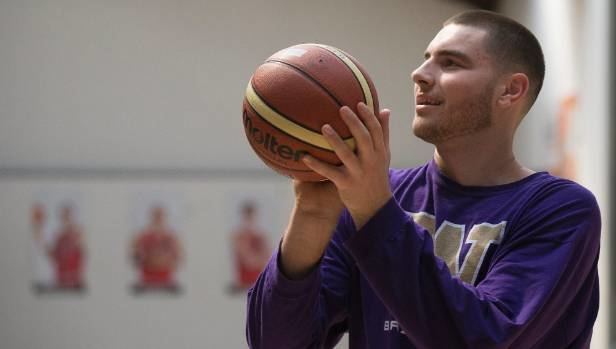 Sam Timmins Timmins ready to step up to college basketball Stuffconz