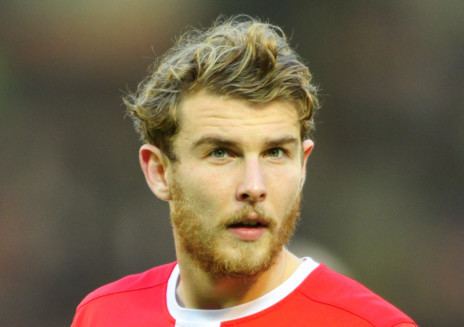 Sam Winnall wwwthestarcoukwebimage170615411421854332i