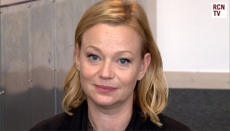 Samantha Mathis Under The Dome Samantha Mathis Interview Meeting Stephen