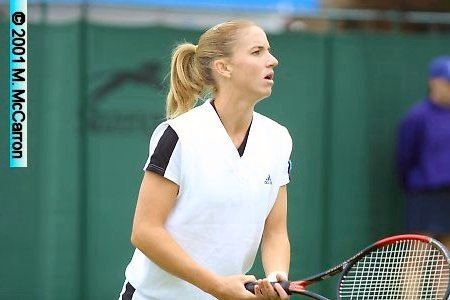 Samantha Reeves Samantha Reeves Advantage Tennis Photo site view and purchase