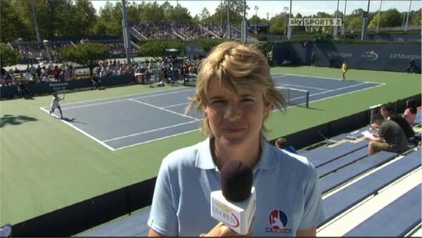 Samantha Smith as tennis commentator