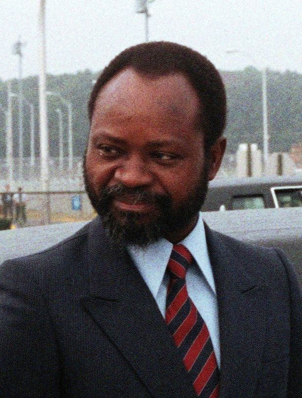 Samora Machel httpsuploadwikimediaorgwikipediacommonscc