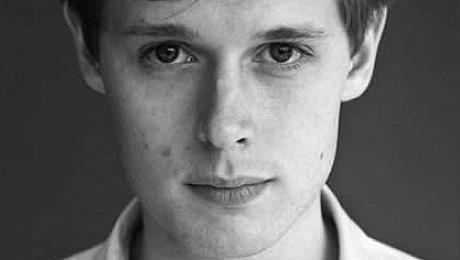 Samuel Barnett (actor) Samuel Barnett Artists ATG Tickets