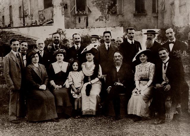 Samuel Hirsch Margulies Rabbi Samuel Hirsch Margulies with family and pupils Italy