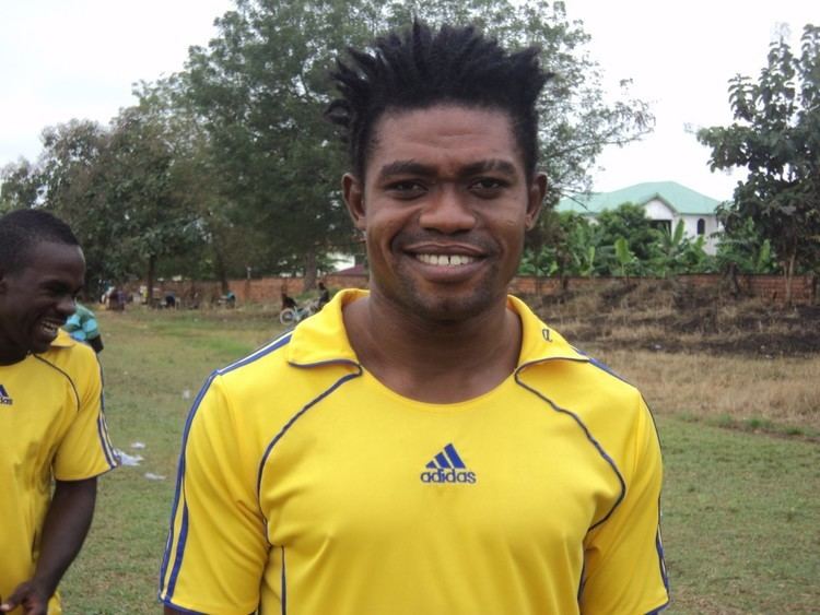 Samuel Kyere Techiman City FC sign former BChelsea captain Samuel Kyere two