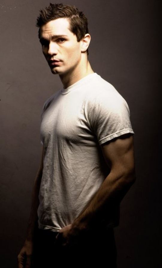 Sam Witwer Sam Witwer American Actor Would you marry him Follow request