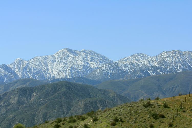 San Gabriel Mountains httpsuploadwikimediaorgwikipediacommons11