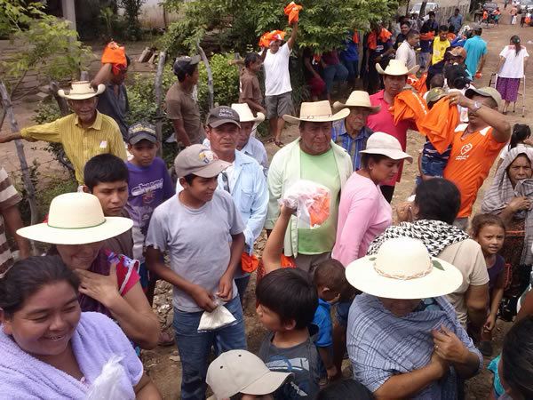 San Lucas Municipality, Michoacán Slo por Ayudar Delivery and clothing pantries in The Blade