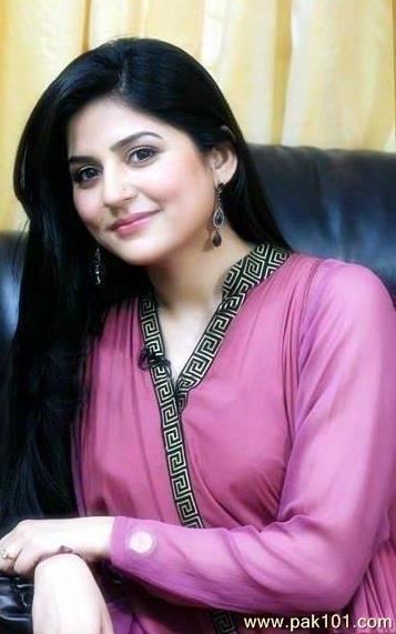 Sanam Baloch Sanam Baloch Profile Hot Picture Bio Bra size