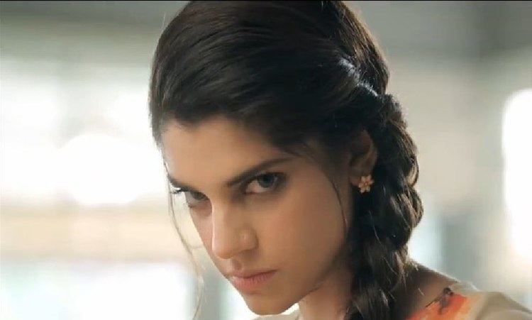 Sanam Saeed Sanam Saeed gets very very angry in this commercial