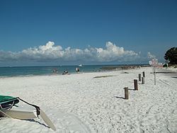 Sanderling Beach Club httpsuploadwikimediaorgwikipediacommonsthu