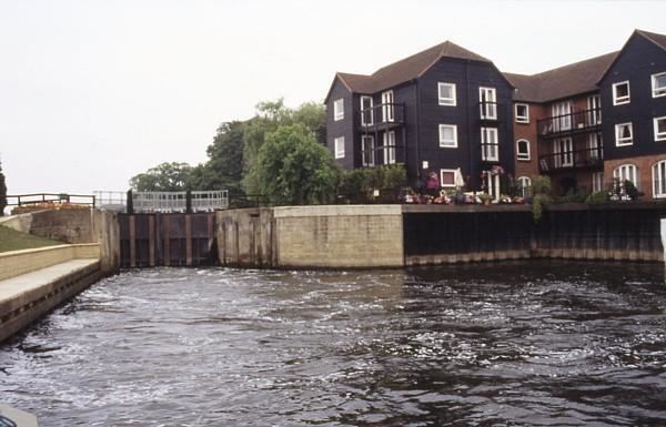 Sandford Lock River Thames 7