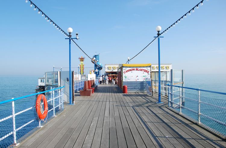 Sandown Pier SOLIDUNCOATED sandown pier