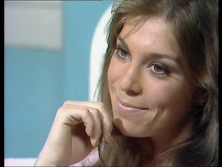 Sandra Bryant British Television Actress Bio With Photos Videos 