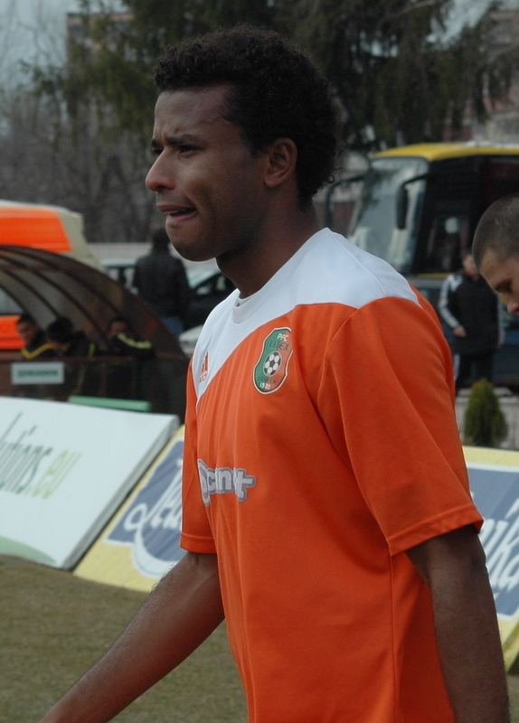 Sandrinho (footballer, born 1980)