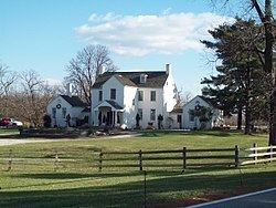 Sandy Point Farmhouse httpsuploadwikimediaorgwikipediacommonsthu