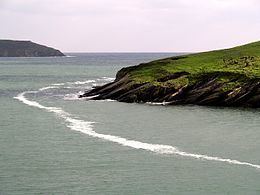 Sandycove Island httpsuploadwikimediaorgwikipediacommonsthu