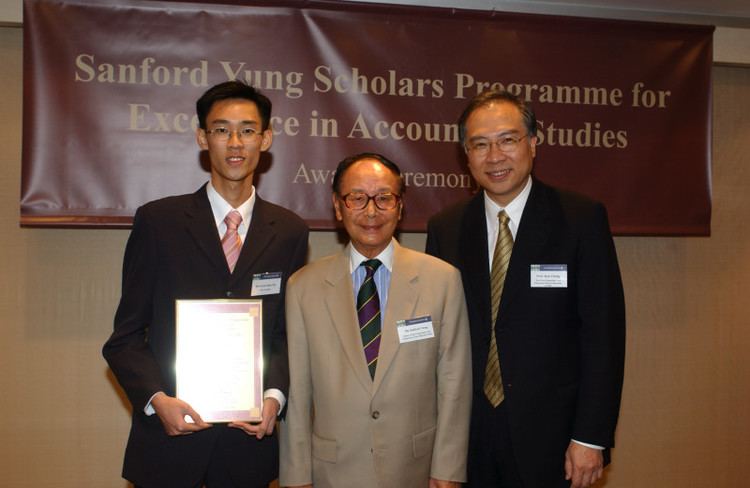 Sanford Yung CU Student wins the 2004 Award of Sanford Yung Scholars Programme