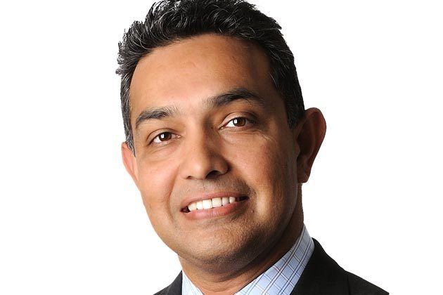 Sanjay Jha Motorola CEO Sanjay Jha39s pay tripled in 2011 IBNLive