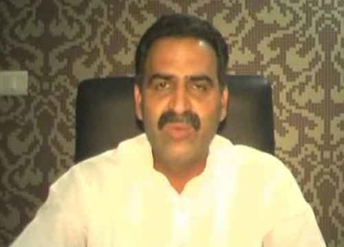 Sanjeev Balyan Don39t communalise Dadri incident Sanjeev Balyan Rediff