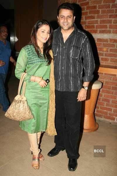Sanjeev Seth Sanjeev Seth with wife Lataa Saberwal at the success bash