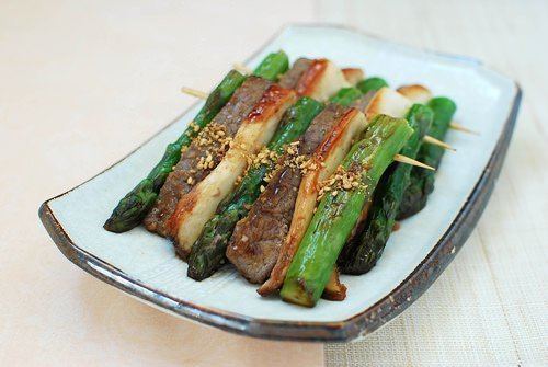 Sanjeok Sanjeok Skewered Beef with Asparagus and Mushrooms Korean Bapsang