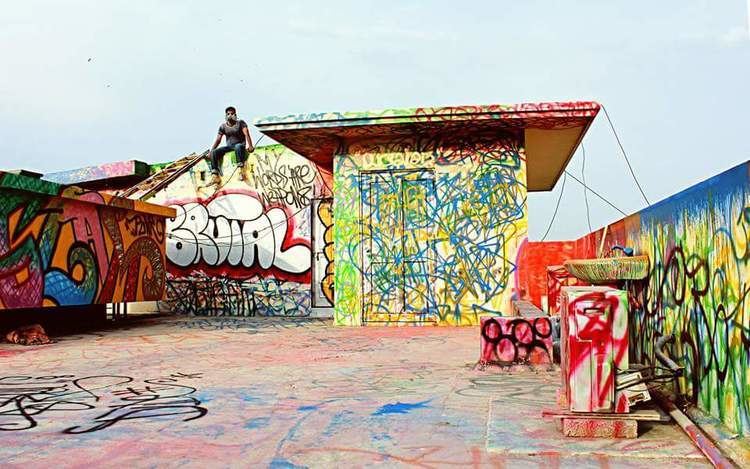 Sanki King MultiTalented Pakistani Street Artist Sanki King Excels
