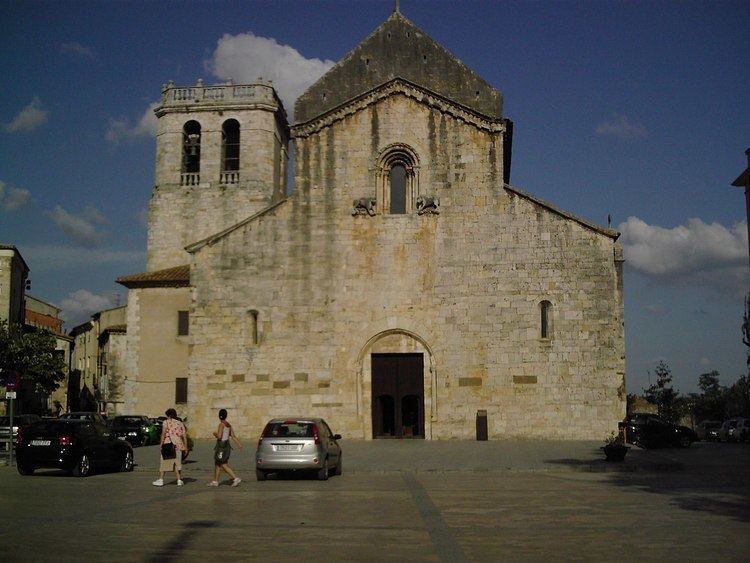 Sant Pere, Besalú