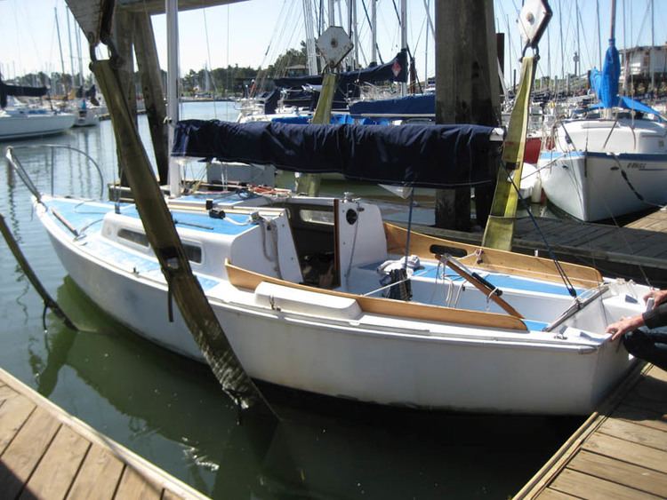 Santana 22 James Dilworth Restoring a Santana 22 Haulout Keelbolts Deck