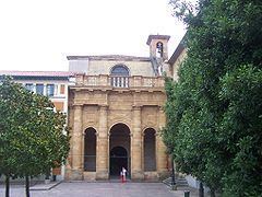 Santo Domingo, Oviedo httpsuploadwikimediaorgwikipediacommonsthu