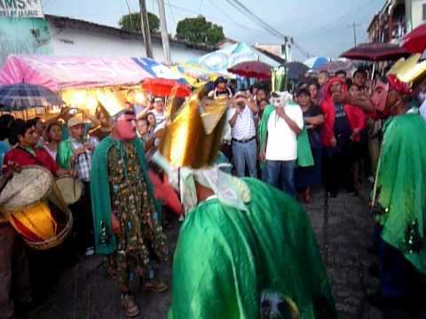 Santo Domingo, San Vicente SANTO DOMINGO SAN VICENTE BAILE DE LOS MOROS YouTube