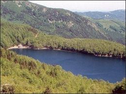 Santo Lake (Parma) httpsuploadwikimediaorgwikipediacommonsthu