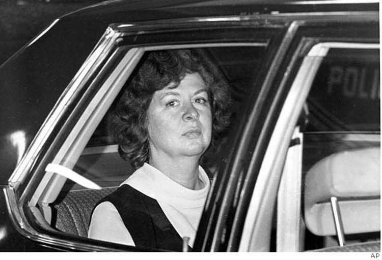 Sara Jane Moore Sara Jane Moore who tried to kill Ford in 75 freed on parole SFGate