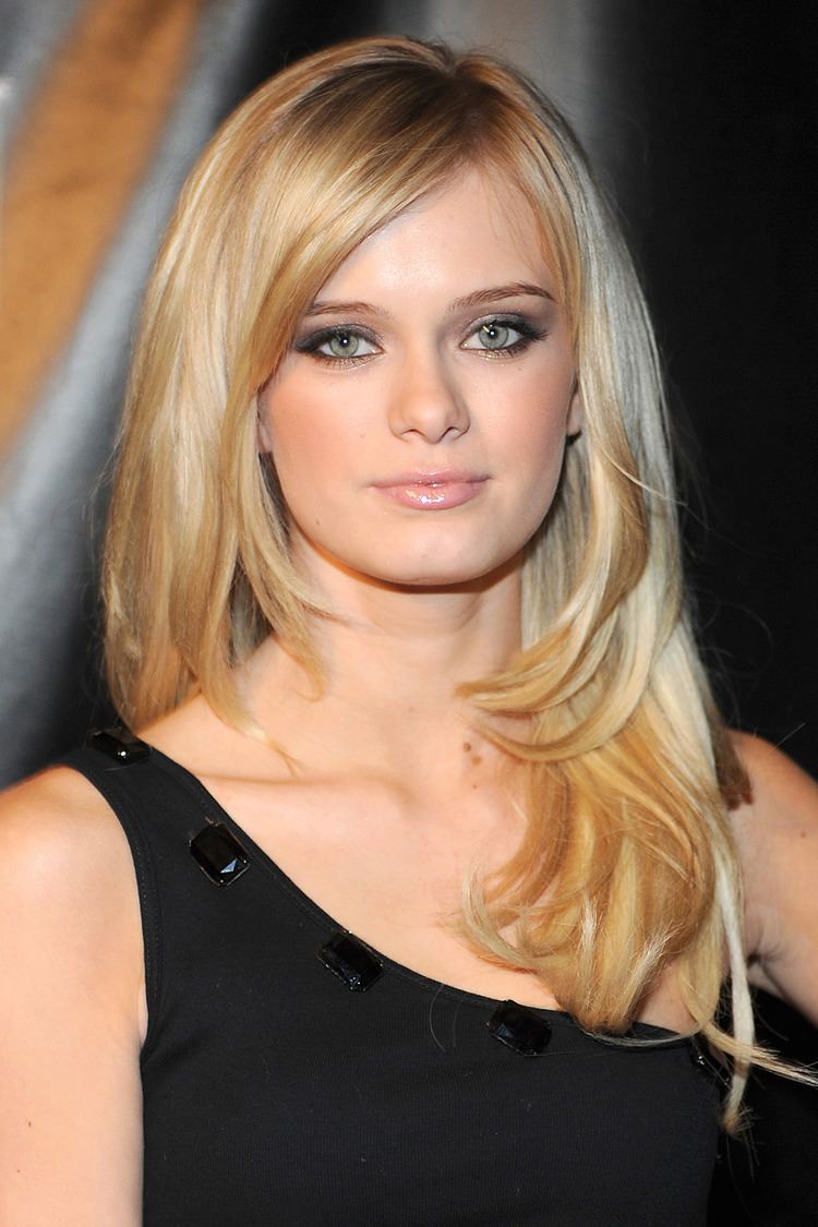 Sara Paxton Sincere modest slly pious and beautiful SaraPaxton