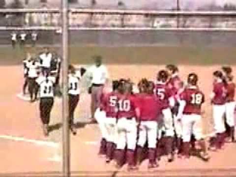 Sara Tucholsky Sara Tucholsky An Inspiring Softball Story YouTube