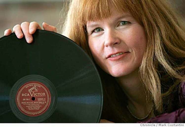 Sarah Cahill (pianist) Sarah Cahill39s piece of high culture on the FM dial SFGate