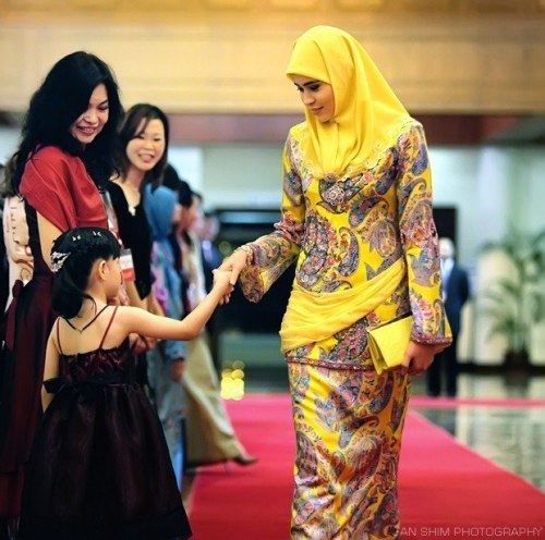 Sarah, Crown Princess of Brunei gif brunei royal family Tumblr