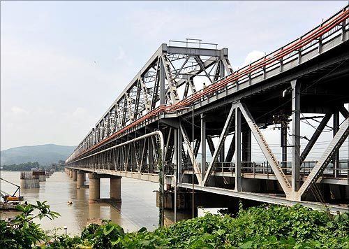 Saraighat Assam39s stunning Saraighat Bridge completes 50 years Rediffcom