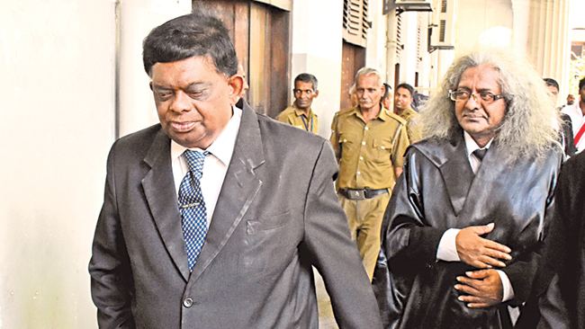 Sarath de Abrew De Abrew gives court security the slip Daily News