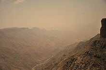 Sarawat Mountains httpsuploadwikimediaorgwikipediacommonsthu
